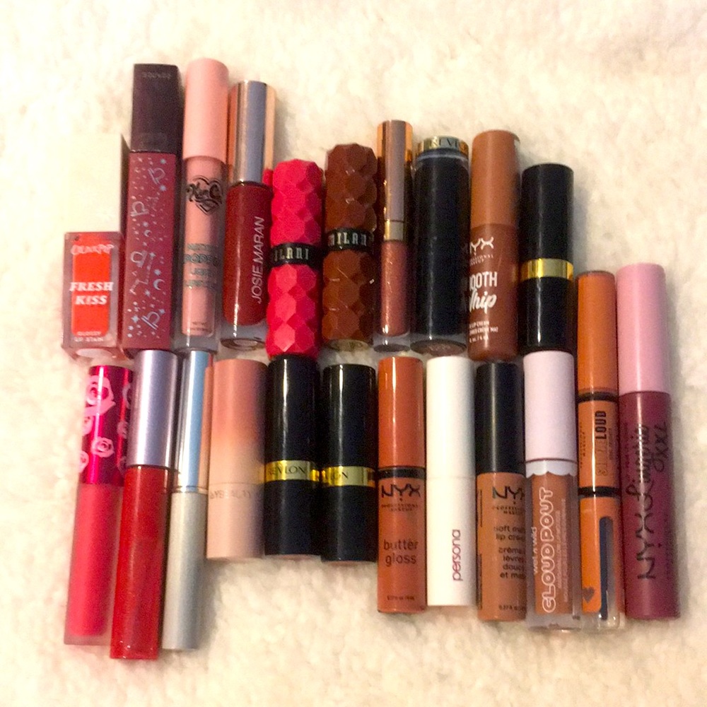 Huge Bundle of High-End and Drugstore Lip Products